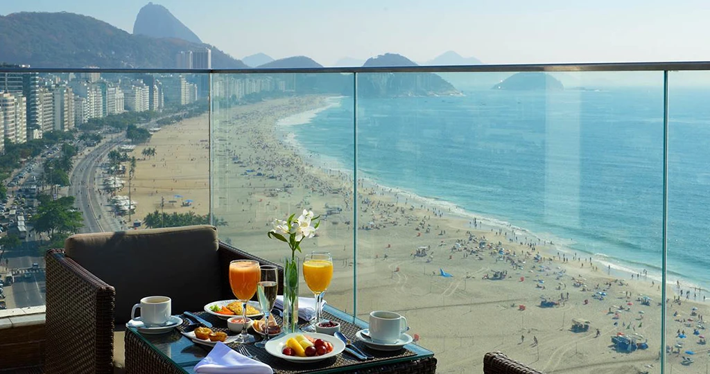 Pestana-Rio-Rooftop-deck-view