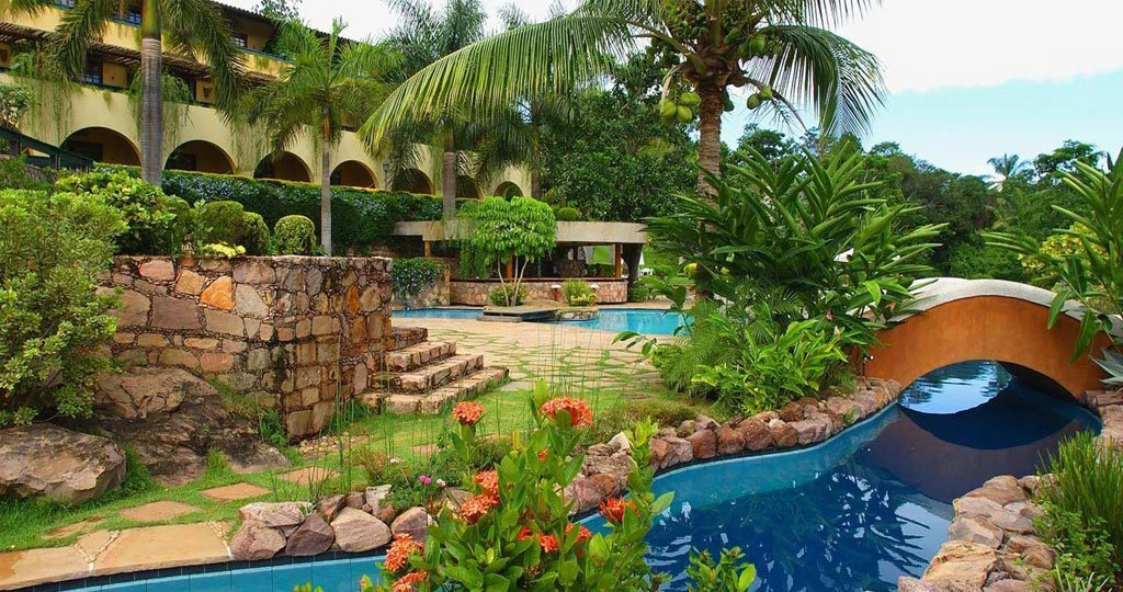 hotel-canto-das-aguas-01